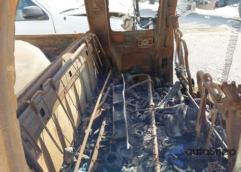 1999 Chevrolet Silverado 1500 Ls from USA, damaged, VIN 2GCEC19T9X1128932